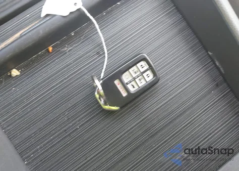 2018 Honda Odyssey Elite z USA, uszkodzony, nr VIN 5FNRL6H95JB088616